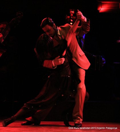  El Querandi Restorantta Tango gösterisi