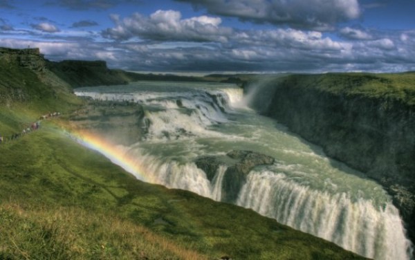 Gullfoss_Iceland-670x420-